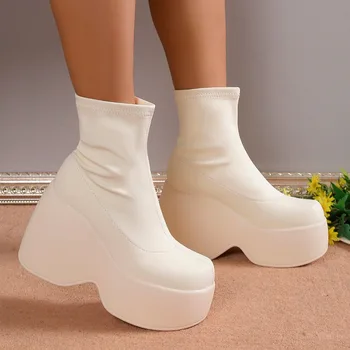 Чисто нов готически стил секси елегантен буци платформа жени глезена ботуши голям размер 42 ходене удобен дамски обувки платформа обувки