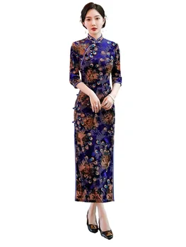 Златно кадифе Qipao Есен 2023 Нов дамски китайски стил ретро темперамент дълъг ръкав модифицирана рокля Cheongsam пола зима