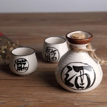 Комплект керамични бутилки за китайски ликьор японски саке корейски Soju дух гърне и чаши комбо за механа ресторант Начало
