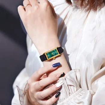Интернет знаменитост ретро малък зелен дамски часовник ниша светлина луксозна мода кожен часовник минималистичен висок клас кварцов часовник