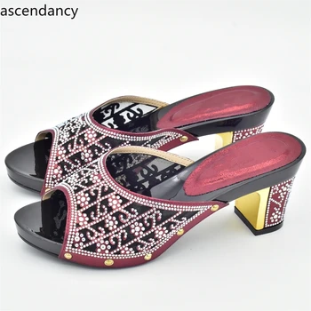 Ново пристигане Дизайнерски обувки Дамски Лукс 2023 Най-новите нигерийски жени парти помпи, украсени с кристал високи токчета сватбена обувка