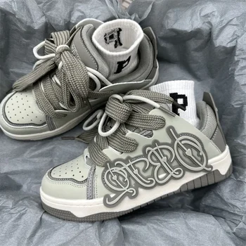 Нова мода случайни мъжки маратонки писмо графити дишаща ходене обувки Harajuku стил модерен дизайнер открит бягане обувки