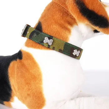 камуфлажно платно Pet каишка яка регулируема мода котка яки Rhinestone кост аксесоари за малки Suministros Para Perros